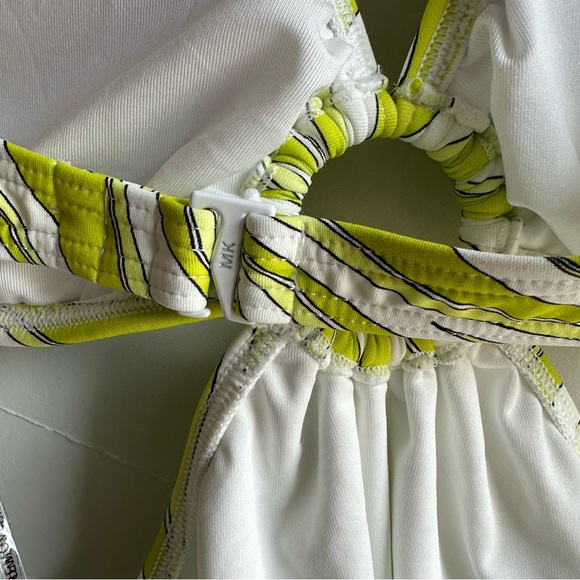 Michael Kors Women's Printed O-Ring One Piece Swimsuit - Cutout Lime Zebra SZ 6 - Picture 11 of 14
